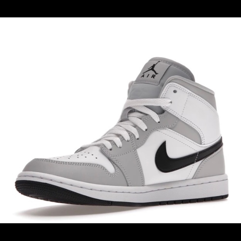 Jordan 1 mid grey